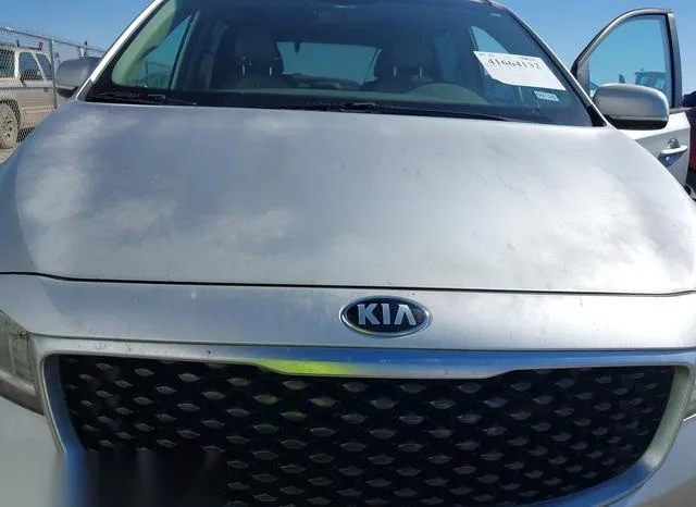 KNDMB5C12H6252726 2017 2017 KIA Sedona- LX 6