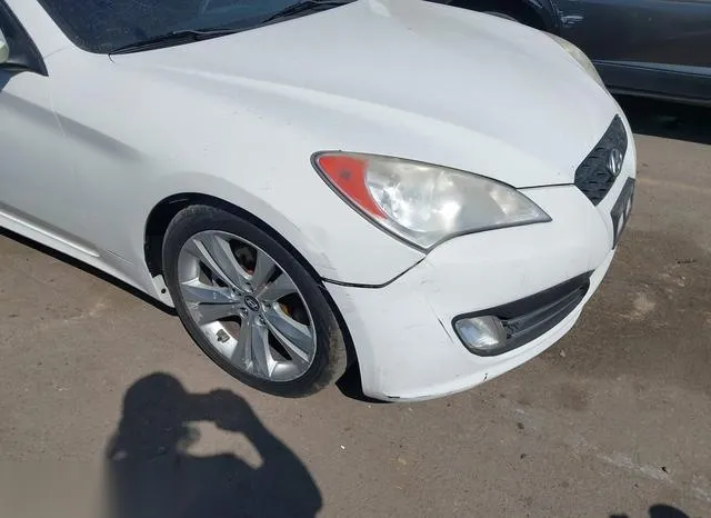 KMHHU6KH8BU065294 2011 2011 Hyundai Genesis- 3-8 Grand Touring 6