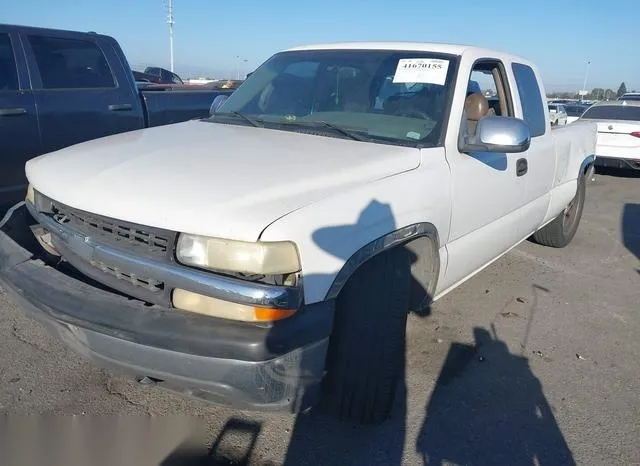 2GCEC19T0Y1209822 2000 2000 Chevrolet Silverado 1500- LS 2