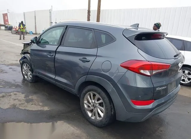 KM8J33A43JU600807 2018 2018 Hyundai Tucson- Sel 3