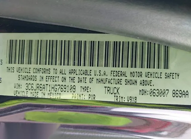 3C6JR6AT1HG769109 2017 2017 RAM 1500- Express  4X2 6-4 Box 9