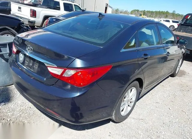 5NPEB4AC2DH596608 2013 2013 Hyundai Sonata- Gls 4