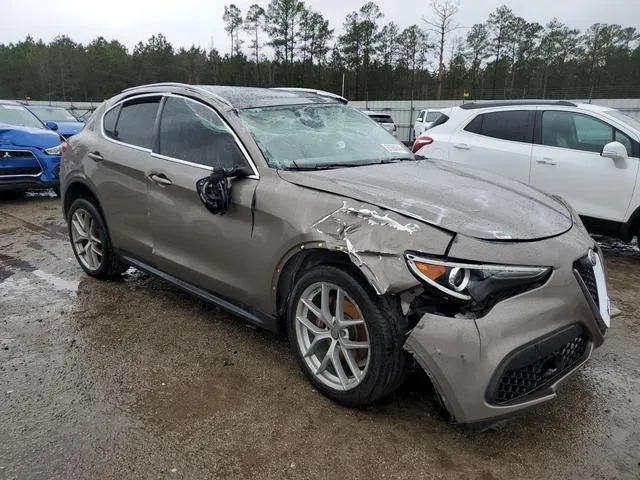 ZASPAJAN1K7C67080 2019 2019 Alfa Romeo Stelvio 4