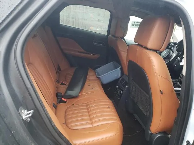 SADCN2EV9JA242803 2018 2018 Jaguar F-Pace- Portfolio 10