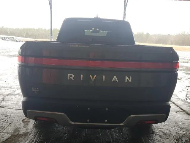 7FCTGAAL2NN003235 2022 2022 Rivian R1T- Launch Edition 6