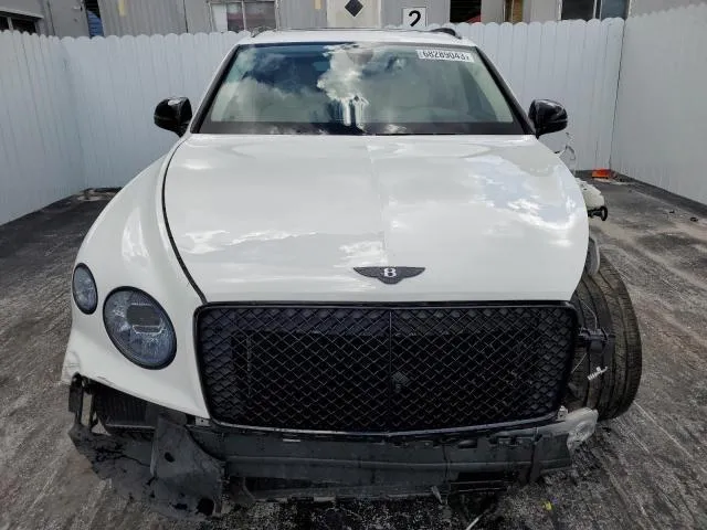 SJAAM2ZV9MC036858 2021 2021 Bentley Bentayga 5