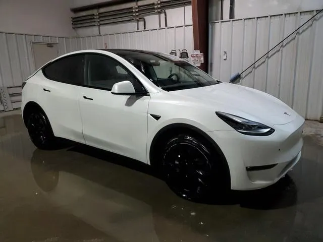 7SAYGDEE2NF480192 2022 2022 Tesla MODEL Y 4