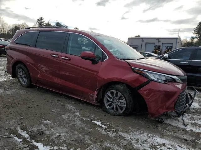 5TDYSKFC3MS022362 2021 2021 Toyota Sienna- Xle 4