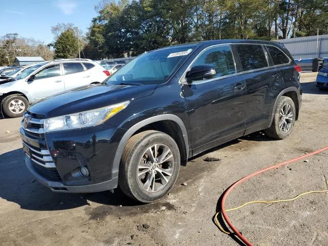 5TDBZRFH2JS874350 2018 2018 Toyota Highlander- LE 1