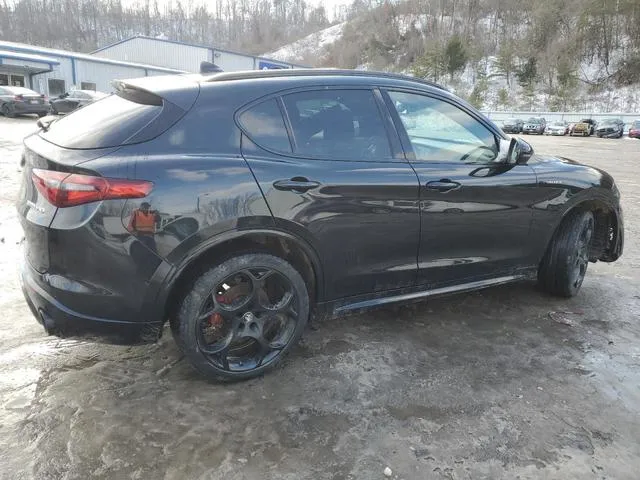 ZASPAKBN2N7D49215 2022 2022 Alfa Romeo Stelvio- TI 3