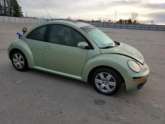 3VWRW31CX7M505161 2007 2007 Volkswagen New Beetle- 2-5L Opt 4