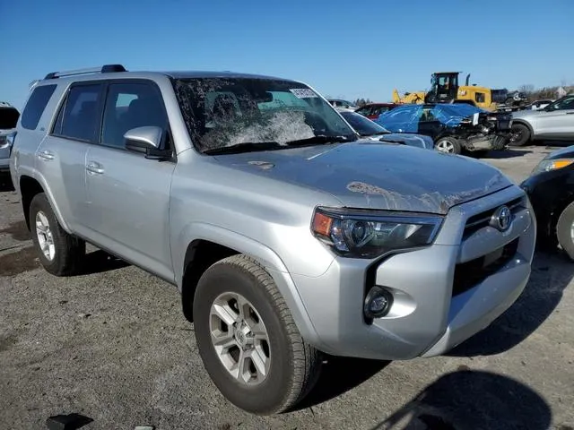 JTEMU5JR5P6138250 2023 2023 Toyota 4runner- SE 4