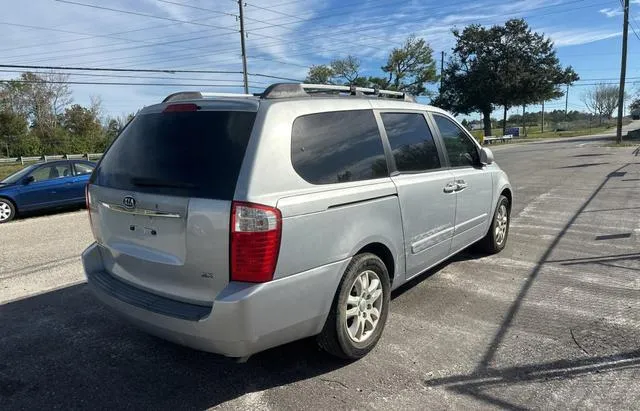 KNDMB233066034099 2006 2006 KIA Sedona- EX 4