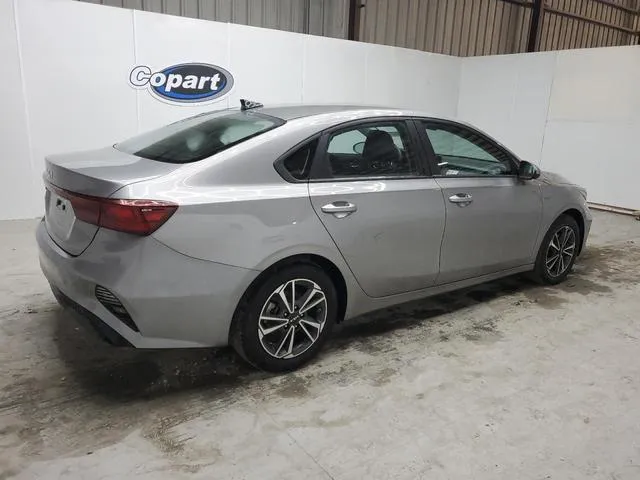 3KPF24AD7PE588591 2023 2023 KIA Forte- LX 3