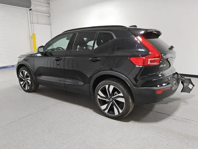 YV4L12UC5S2509919 2025 2025 Volvo XC40- Plus 2