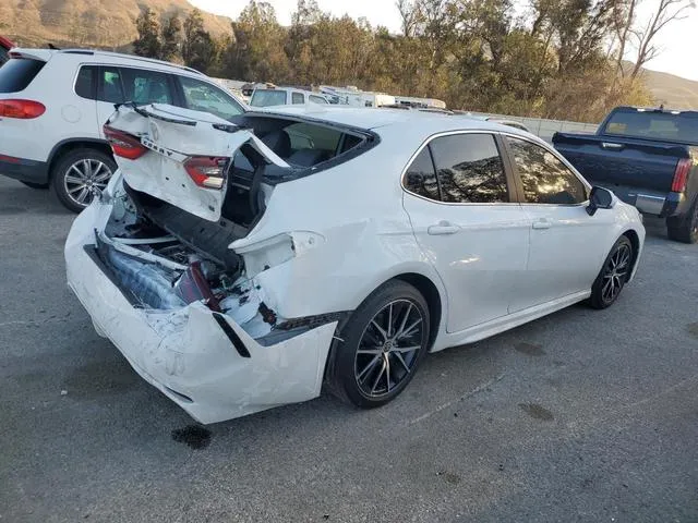 4T1G11AK5NU632778 2022 2022 Toyota Camry- SE 3