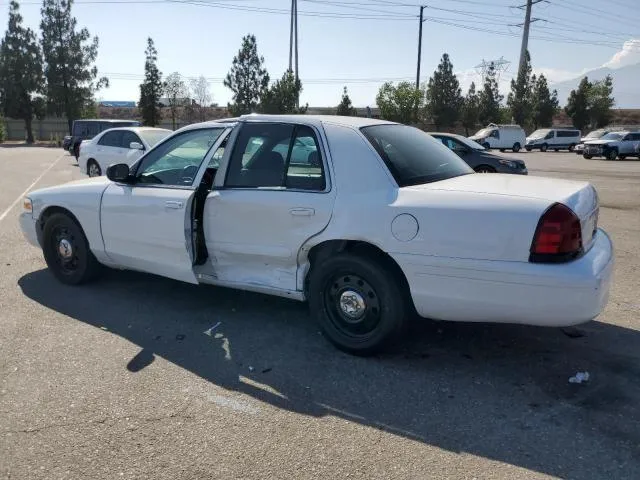 2FAFP71W66X160109 2006 2006 Ford Crown Victoria- Police Int 2