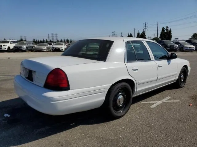 2FAFP71W66X160109 2006 2006 Ford Crown Victoria- Police Int 3