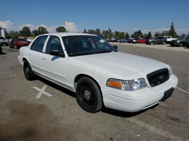 2FAFP71W66X160109 2006 2006 Ford Crown Victoria- Police Int 4