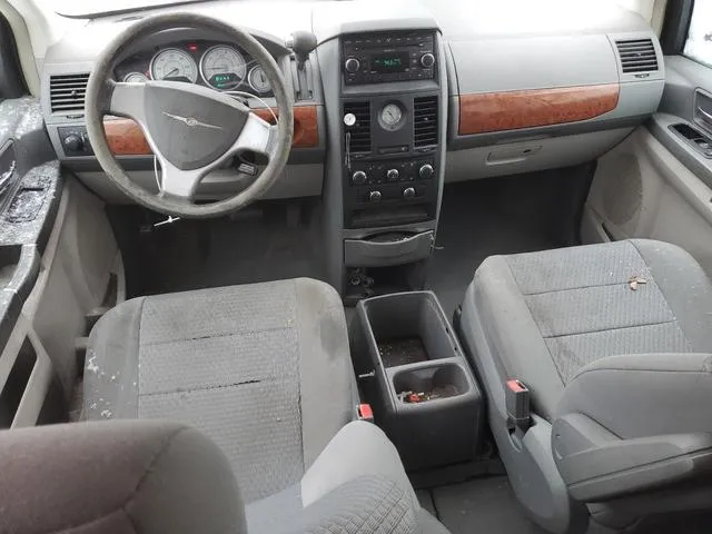 2A8HR44H58R727676 2008 2008 Chrysler Town and Country- LX 8