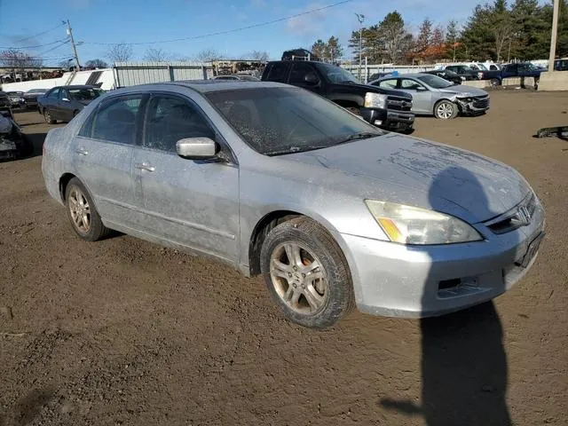 1HGCM56737A002236 2007 2007 Honda Accord- EX 4