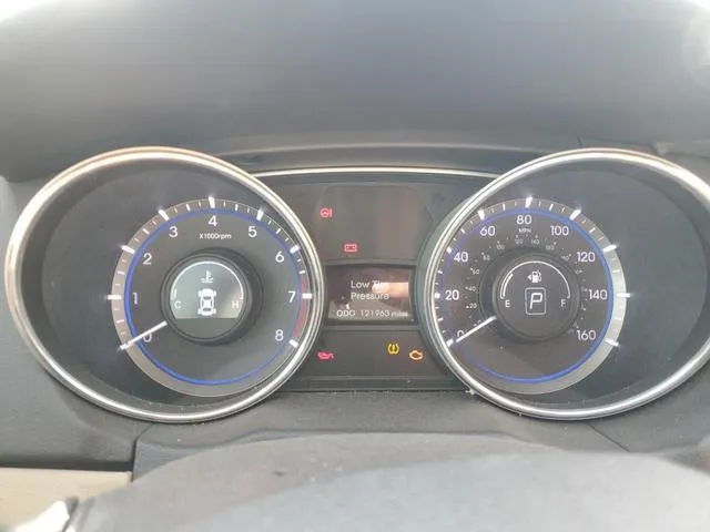 5NPEB4AC0EH904988 2014 2014 Hyundai Sonata- Gls 9