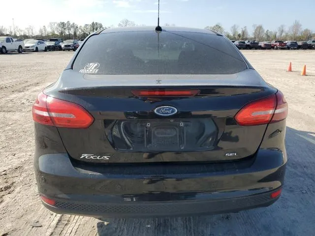 1FADP3H2XJL258990 2018 2018 Ford Focus- Sel 6