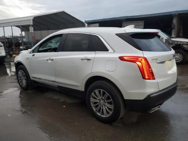 1GYKNCRS5KZ125407 2019 2019 Cadillac XT5- Luxury 2