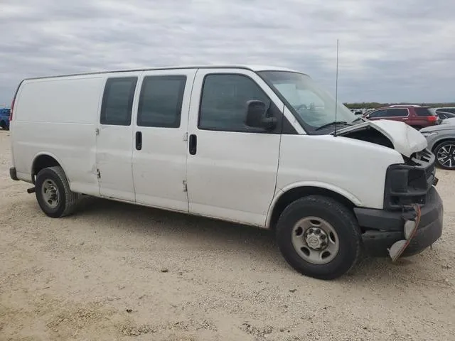 1GCWGGCF8F1220083 2015 2015 Chevrolet Express 4