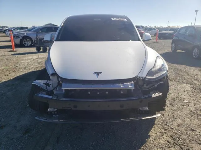 7SAYGDEE7RF070588 2024 2024 Tesla MODEL Y 5