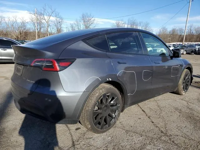 7SAYGAEE1PF672995 2023 2023 Tesla MODEL Y 3