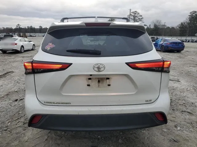 5TDHZRAH0NS101349 2022 2022 Toyota Highlander- Xle 6