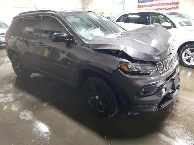 3C4NJDBB3NT180870 2022 2022 Jeep Compass- Latitude 4