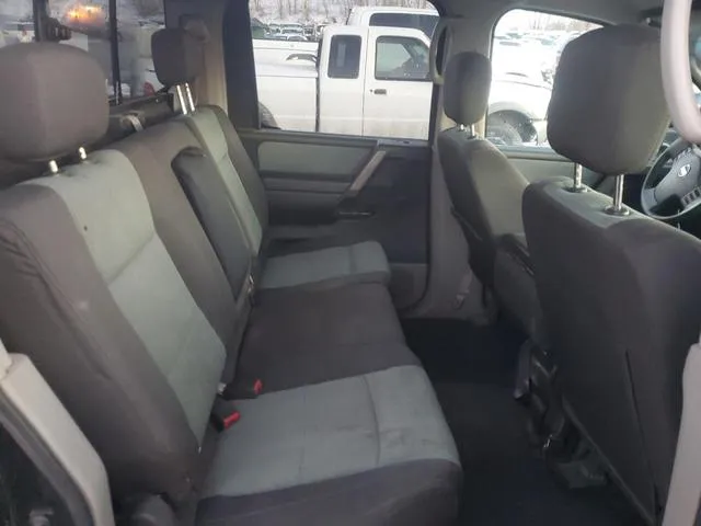 1N6AA07B24N572038 2004 2004 Nissan Titan- XE 10