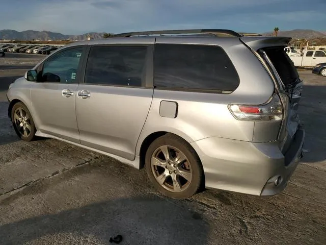 5TDXZ3DCXHS800145 2017 2017 Toyota Sienna- SE 2