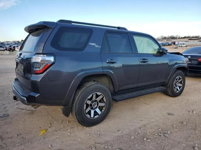 JTEPU5JR0P6091318 2023 2023 Toyota 4runner- SE 3