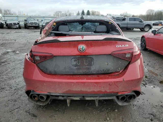 ZARFAEAV7H7562212 2017 2017 Alfa Romeo Giulia- Quadrifoglio 6