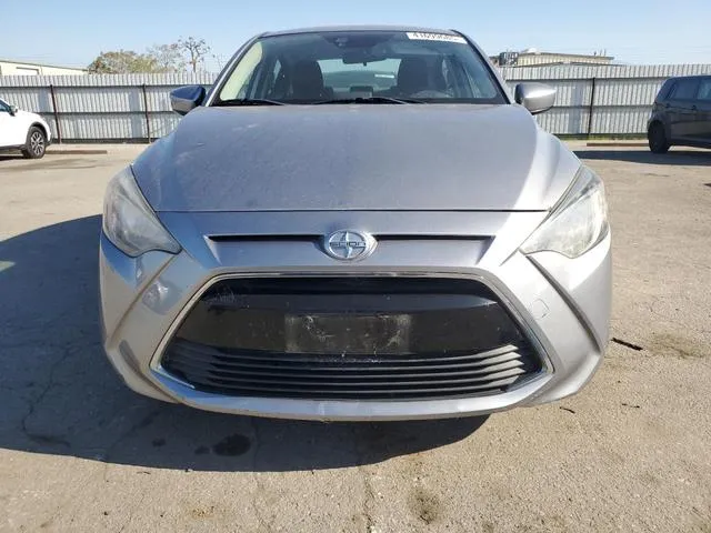 3MYDLBZV6GY102438 2016 2016 Toyota Scion 5