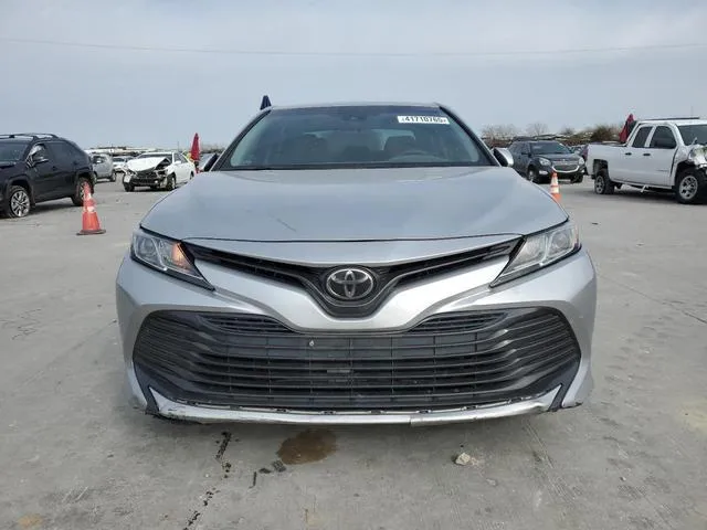 4T1B11HK9JU061693 2018 2018 Toyota Camry- L 5