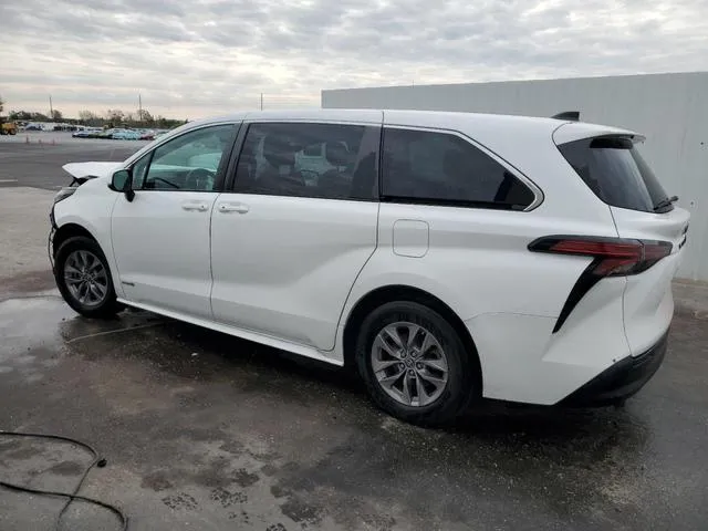 5TDKRKEC6MS027347 2021 2021 Toyota Sienna- LE 2