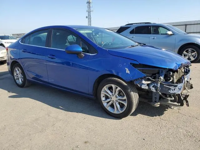 1G1BE5SM6K7121058 2019 2019 Chevrolet Cruze- LT 4