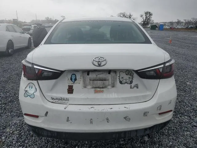 3MYDLBYVXJY303140 2018 2018 Toyota Yaris 6