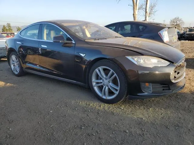 5YJSA1AG8DFP12772 2013 2013 Tesla MODEL S 4