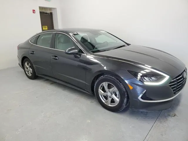 5NPEG4JA3MH126863 2021 2021 Hyundai Sonata- SE 4