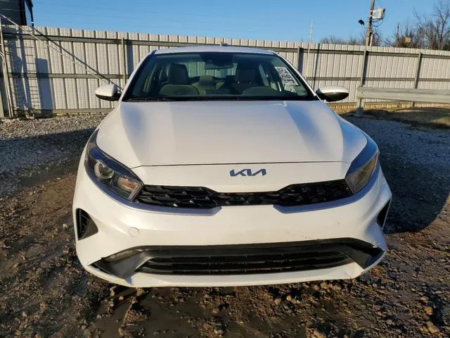 3KPF24AD1PE527396 2023 2023 KIA Forte- LX 5