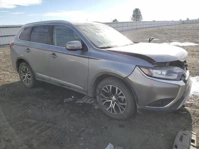 JA4AZ3A35LZ037785 2020 2020 Mitsubishi Outlander- SE 4