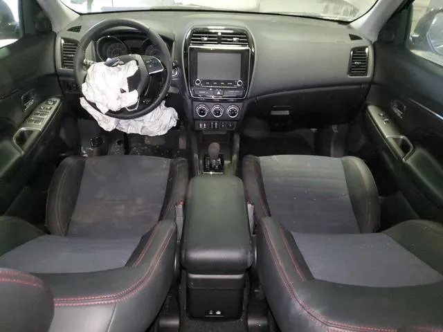 JA4ARUAU0RU014449 2024 2024 Mitsubishi Outlander- S/Se 8