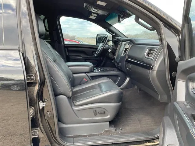 1N6BA1F41JN515743 2018 2018 Nissan Titan- SL 5