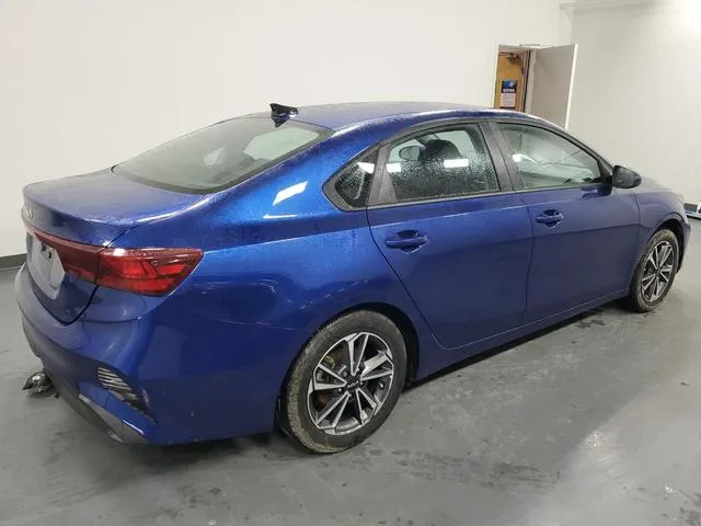 3KPF24AD2PE519579 2023 2023 KIA Forte- LX 3