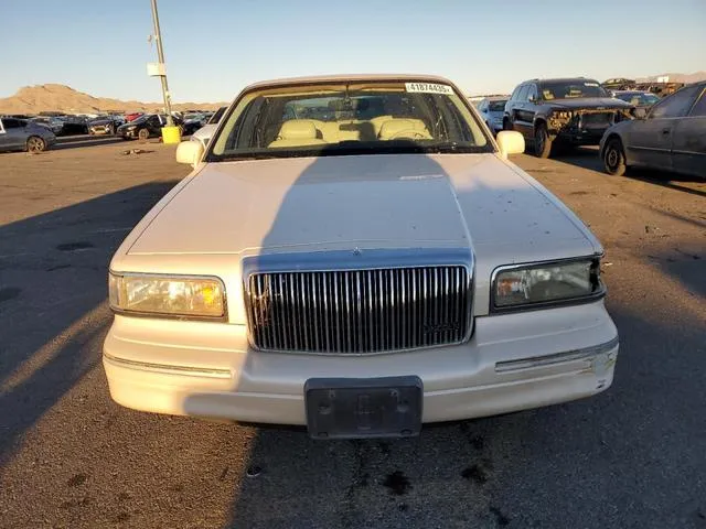 1LNLM83W0TY610739 1996 1996 Lincoln Town Car- Cartier 5